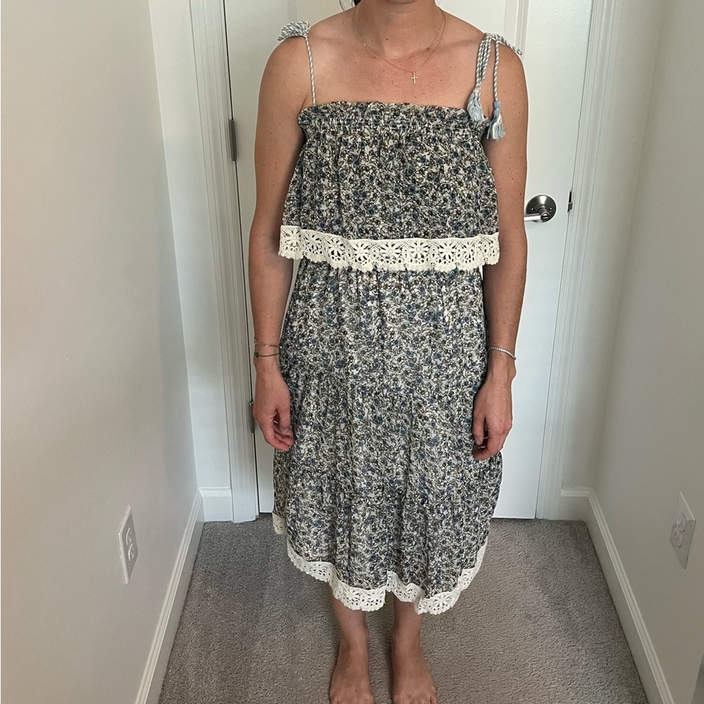 cupcakes & cashmere Blue Floral Maxi Skirt with Cream Lace